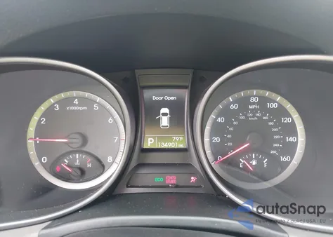 2016 Hyundai Santa Fe Sport 2.4L из США, поврежденный, VIN 5XYZUDLB4GG372753